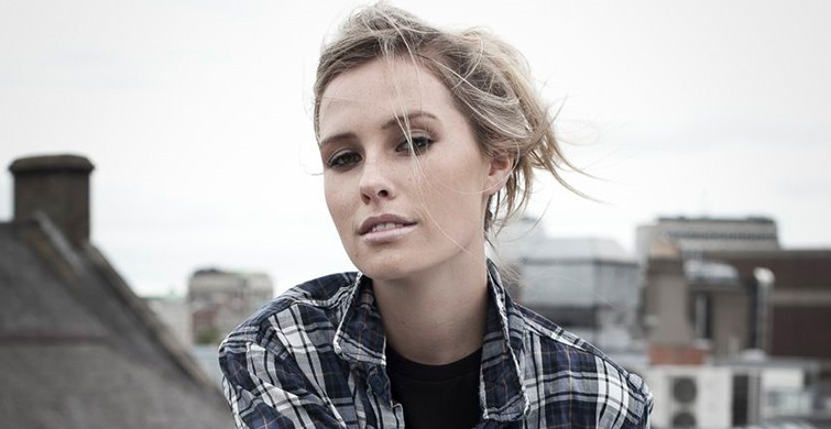 Chloe Loughnan Evlilik Hakkında Konuştu