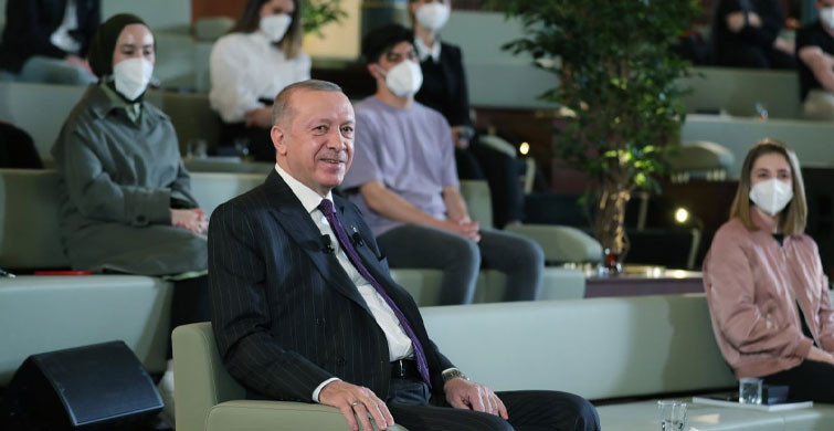 Cumhurbaşkanı Erdoğan Gençlerin Sorularını Programda Yanıtladı