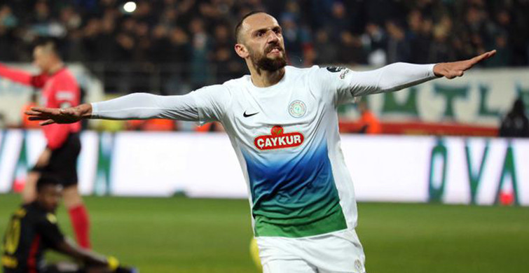 Fenerbahçe Vedat Muriç İle El Sıkıştı