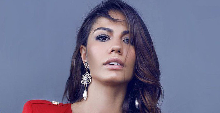 Demet Özdemir Makyajsız Paylaşımıyla Dikkat Çekti