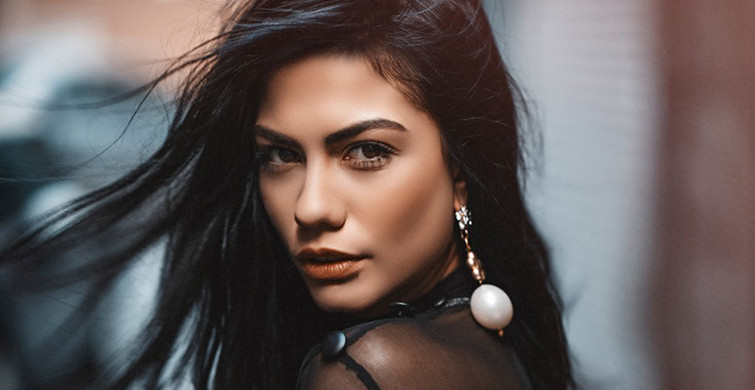 Demet Özdemir Bir Şampuan Firmasıyla Anlaştı