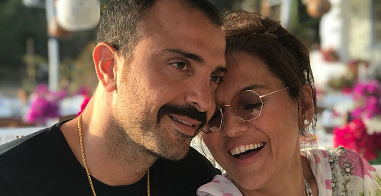 Demet Akalın ve Okan Kurt’tan Sekizinci Yıl Kutlaması