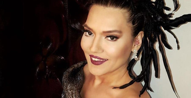 Demet Akalın'dan Simge Sağın'a Övgü Dolu Sözler