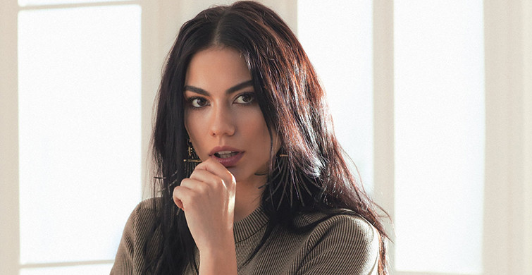 Demet Özdemir Tatile Çıktı