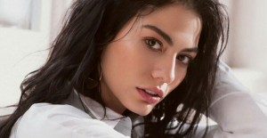 Demet Özdemir’in Parazit Gafı Olay Oldu
