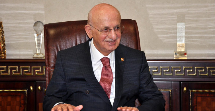 Dindar Anayasa Çağrısında Bulunan İsmail Kahraman Kimdir?