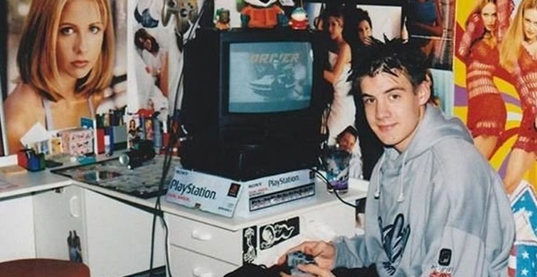 Çocukluğunuzu Geri Getirecek 90'lara Ait 11 Fotoğraf
