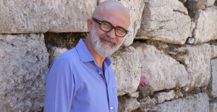 Durul Bazan Kimdir?