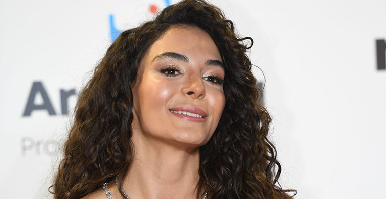 Ebru Şahin'e Albüm Teklifi