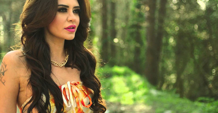 Ebru Polat'tan İtiraf! "Annem Beni Bozdu!"