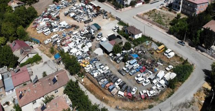 Elazığ'da Bulunan Araç Mezarlığı Sahipsiz Araçlarla Dolu