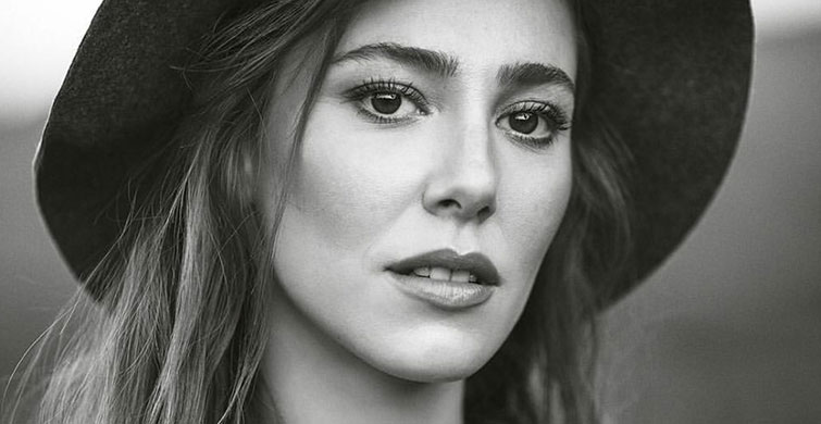 Elçin Sangu: Biz Pahalı Ameleleriz