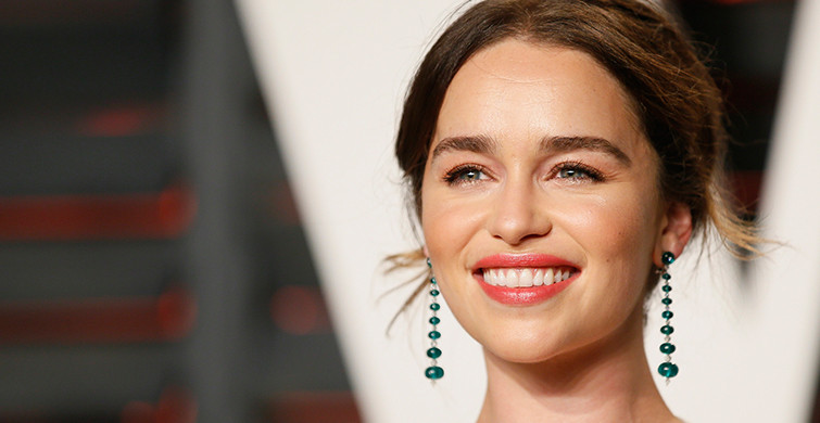 Emilia Clarke Kimdir? Emilia Clarke Boyu Kaç, Kilosu Kaç, Aslen Nereli, Eşi Kimdir? 