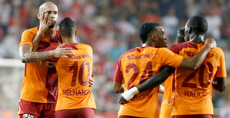 Eski Galatasaraylı Maicon Kulüpsüz Kaldı!