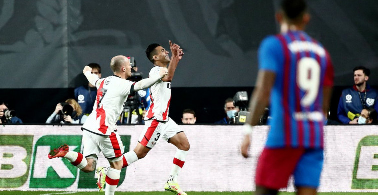 Eski Galatasaraylı Radamel Falcao Transfer Olduğu Rayo Vallecano'da Barcelona'ya Attığı Gol İle Tarihe Geçti!
