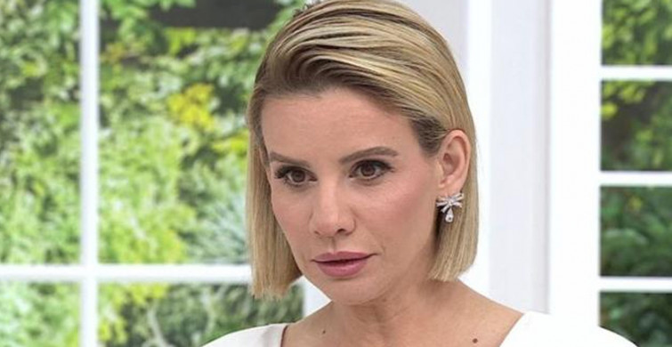 Esra Erol kimdir?