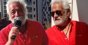 Fedon Evinin Balkonunda Konser Verdi