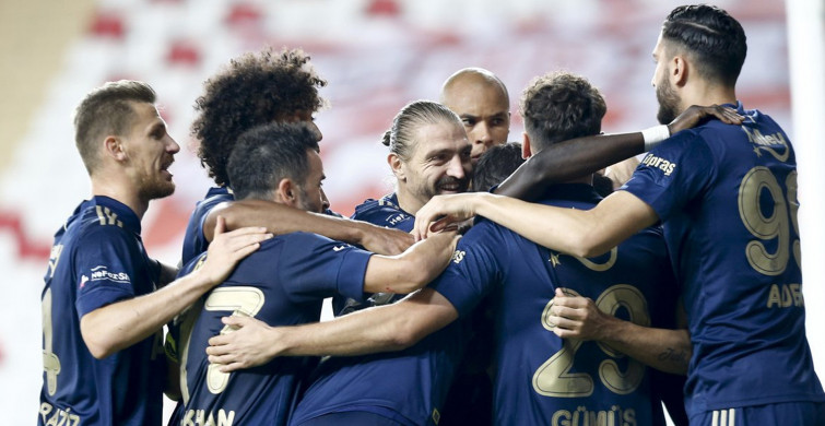Fenerbahçe Diego Perotti İle Yollarını Ayırıyor!