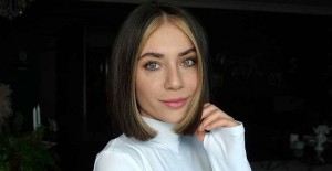 Fulya Zenginer, Vefat Eden Annesiyle İlgili Soruyu Duyunca Duygulandı