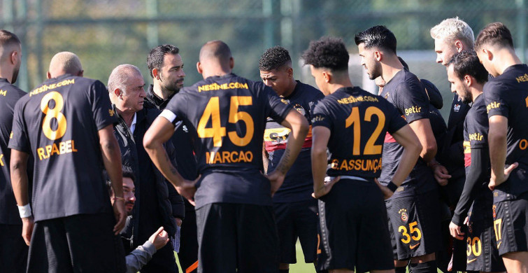 Galatasaray Gustavo Assuncao İle Yollarını Ayırıyor!
