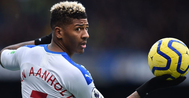 Galatasaray'a Patrick Van Aanholt Transfer Oluyor