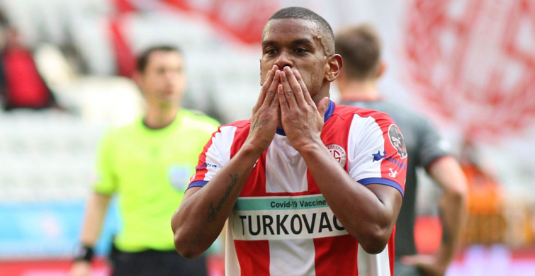 Galatasaray'ın Antalyasporlu Fernando Lucas Martins transferiyle ilgilenmesi hakkında Başkan Aziz Çetin açıklamalarda bulundu!