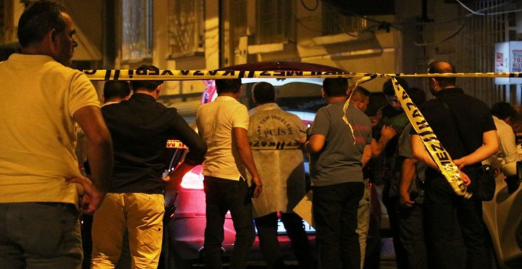 Gaziantep'te Evinin Damında Çay İçen Adam Saçmaların Hedefi Oldu