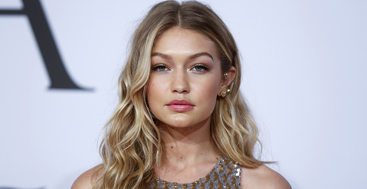Gigi Hadid Cesur Pozuyla Olay Oldu