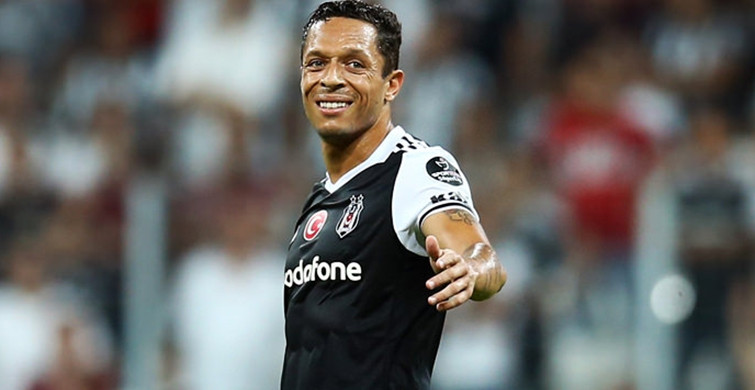 Beşiktaş'lı Adriano, Flamengo Yolunda