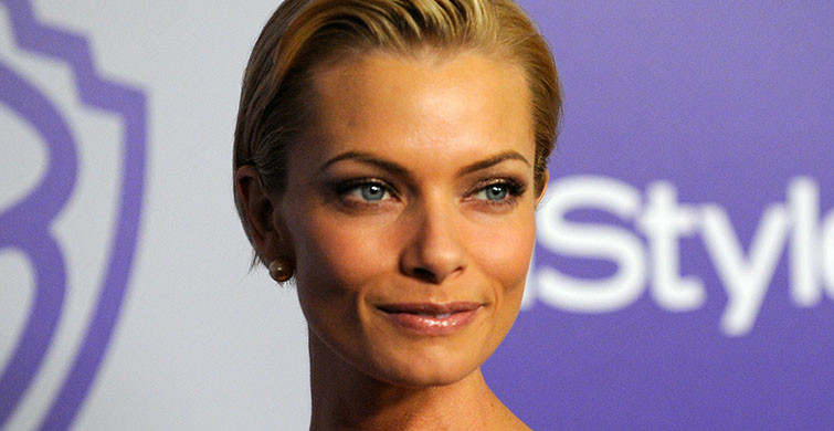 Jamie Pressly Çocukları Arasında Ayırım Yaparak Olay Oldu