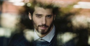 Can Yaman Karantina Günlerinden Paylaşım Yaptı