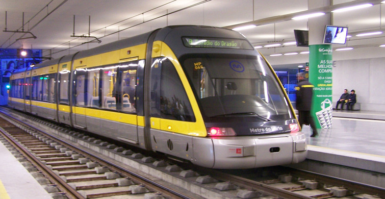 İnsanı Metroya Bindiğine Bineceğine Pişman Eden 15 Fotoğraf