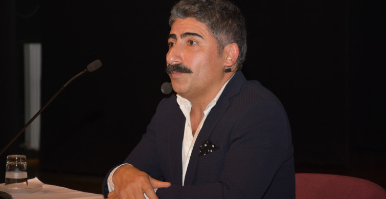 Seksenler Dizisinin Bekçisi Sunucu Oldu