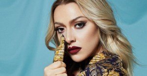 Hadise'nin Spor Kıyafetiyle Verdiği Pozlara Beğeni Yağdı