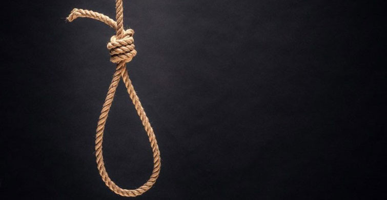 Hamile Kaldığı Sevgilisi İle Evlenmesine İzin Vermeyen Ailesini Katleden Kadın İdam Edilecek