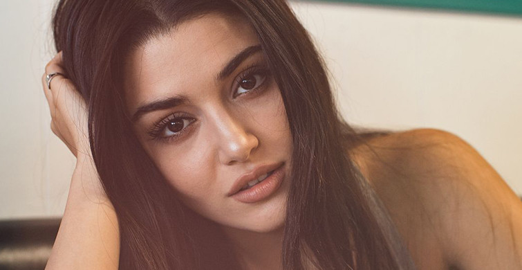 Hande Erçel'in Annesi Aylin Erçel'e Duygusal Mesaj