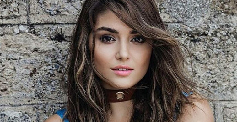 Hande Erçel'in Ayakları