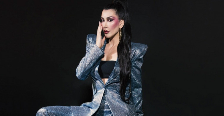 Hande Yener şöhret değilken yaşadıklarını anlatıp duygulandı: Durakta beklerken ağlıyordum! Bu son otobüse binişim...