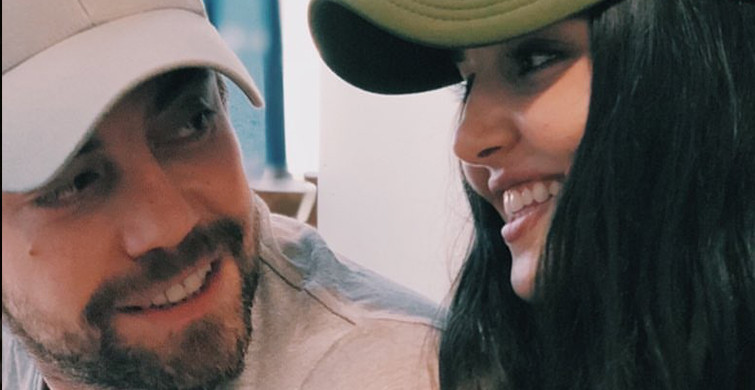 Hande Erçel ve Murat Dalkılıç Romantik Anlar Yaşadı