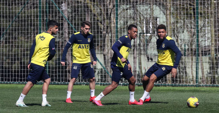Hatayspor Eski Fenerbahçeli Simon Falette İle Anlaşma Sağladı!
