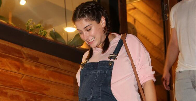 Hazal Kaya Sempatik Tavırlarıyla Dikkat Çekti