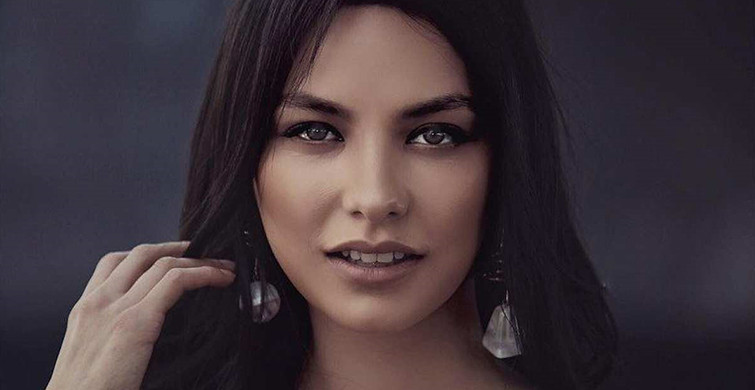 Hazal Filiz Küçükköse Son Paylaşımıyla Göz Kamaştırdı