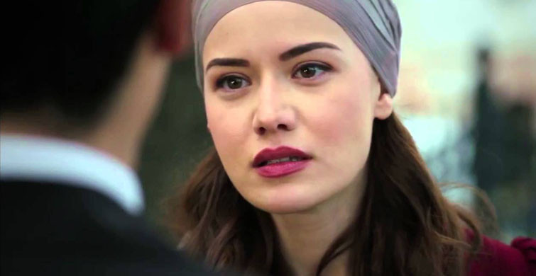 Fahriye Evcen'in Paylaştığı Fotoğraf Binlerce Beğeni Aldı