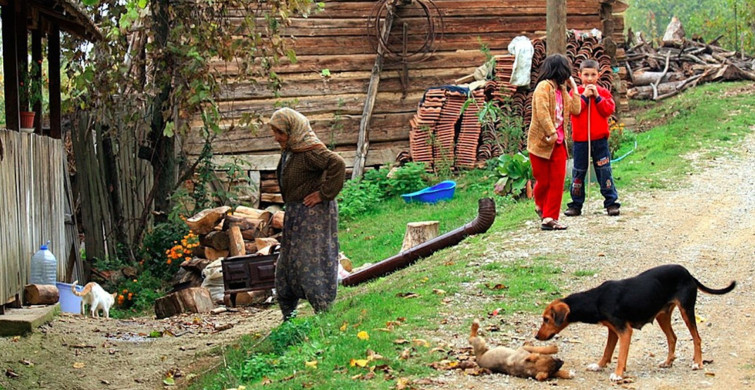 Her Şeyini Satıp Köye Yerleşen Ünlü İsmin Başına Gelmedik Kalmadı!