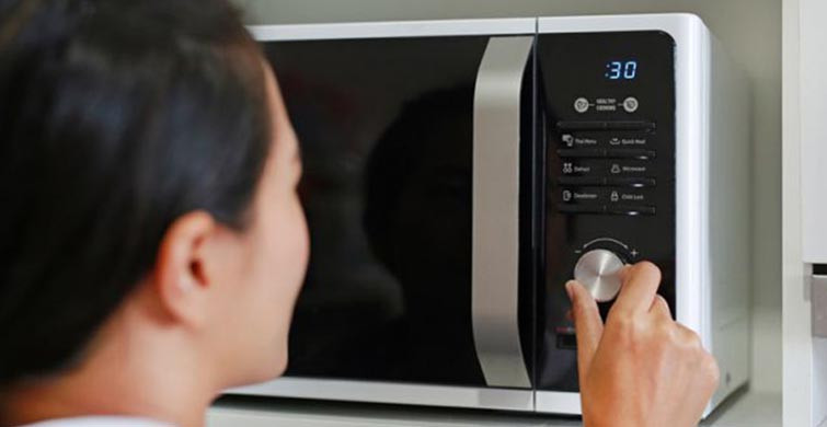 Asla Mikrodalgaya Konulmaması Gerekenler