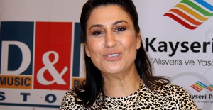 İclal Aydın Fotoğrafları - İclal Aydın Resimleri