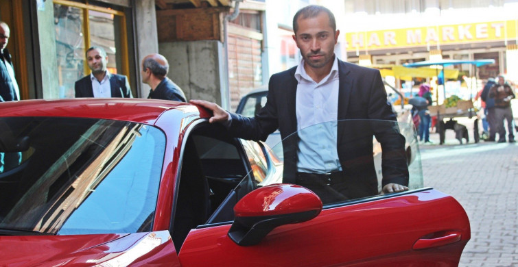 İnanmak imkansız ama 4 liraya araba sahibi oldu