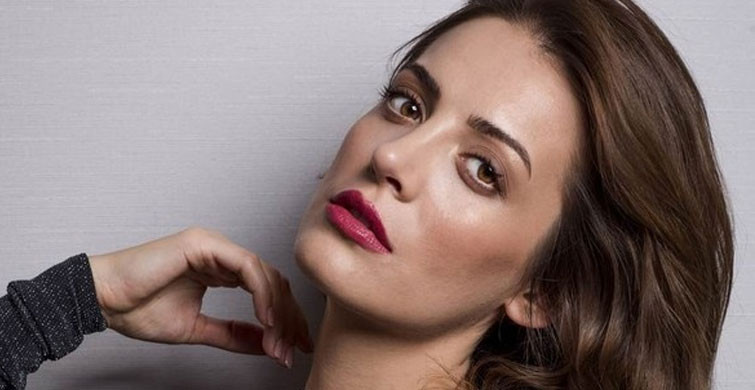 İrem Sak Kendine Hayran Bıraktı