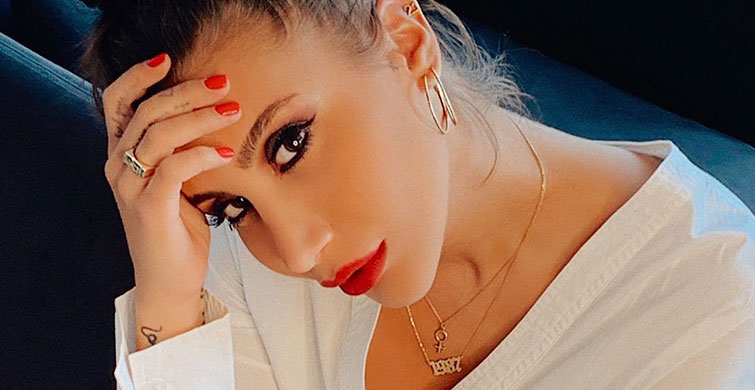 İrem Derici, Takipçisinden Gelen Olumsuz Yoruma Kayıtsız Kalmadı