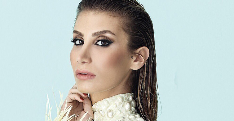 İrem Derici Instagram Hesabındaki Tüm Fotoğrafları Sildi